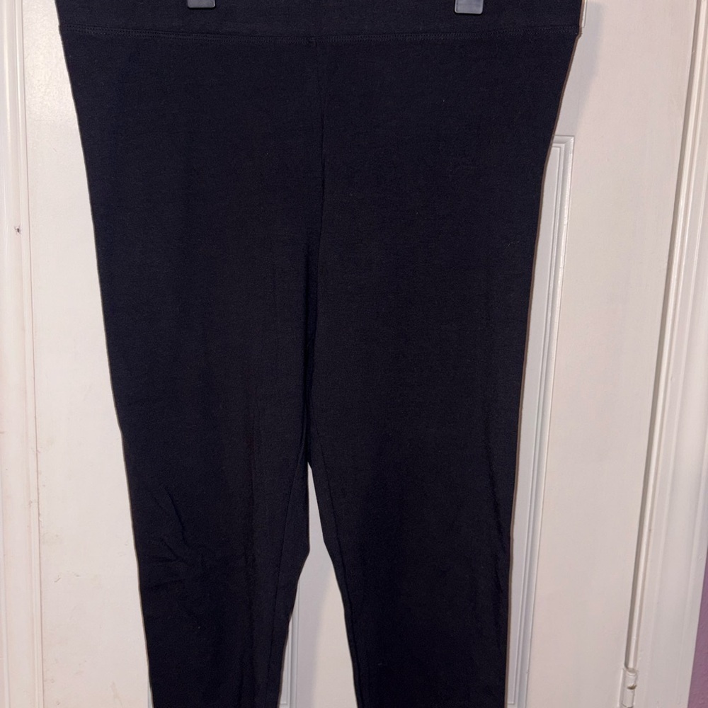 Sonoma Black Cropped Leggings
